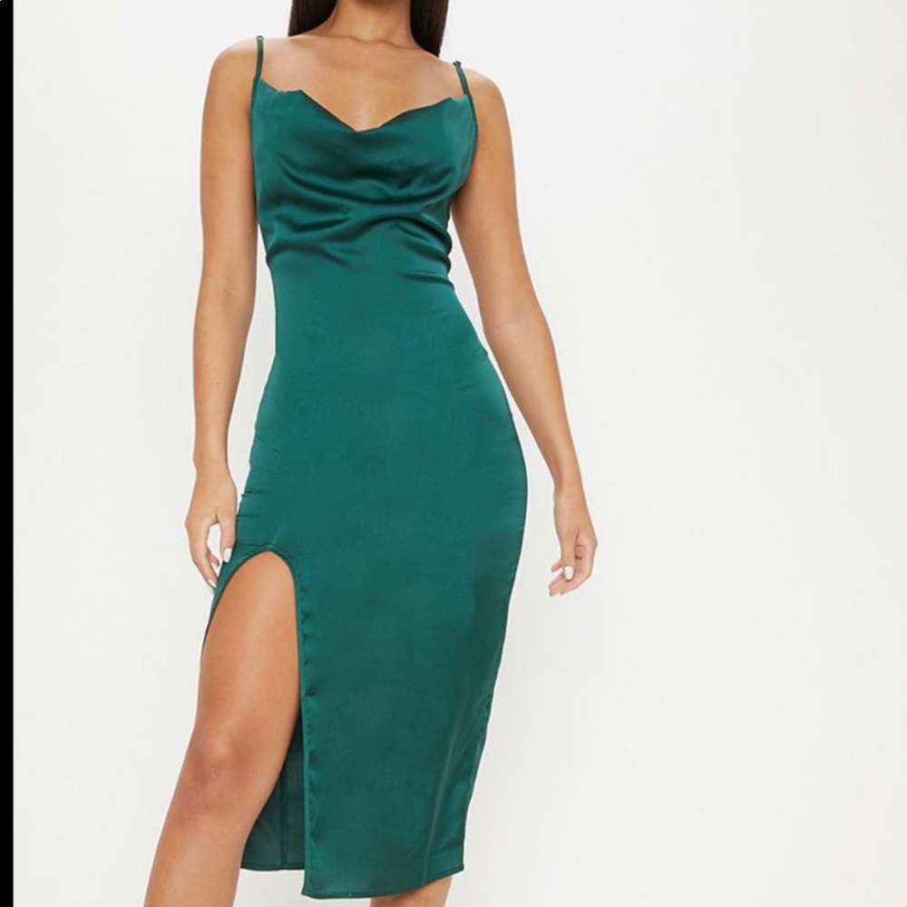 Pretty Little Thing emerald green midi dress